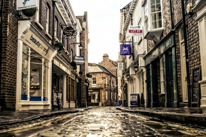 尋找最好用的男士洗發(fā)水？REACHAM銳琛滿(mǎn)足您的高要求