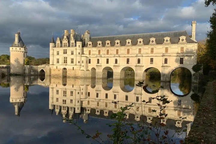 專業(yè)優(yōu)質(zhì)的生活態(tài)度,幸福從這里開始 專業(yè)優(yōu)質(zhì)的生活態(tài)度,幸福從這里開始